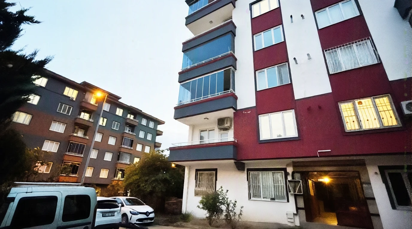 Gaziantep'te şoke eden olay: İkinci kattaki evin penceresinden düştüler